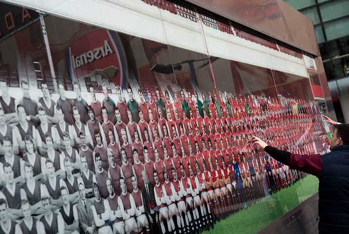 arsenal v everton: Poster of old players