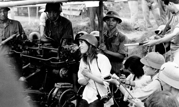 Jane-Fonda-was-at-the-pea-012.jpg