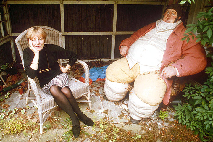 Sue Townsend: Sue Townsend at home in Leicester, 1992