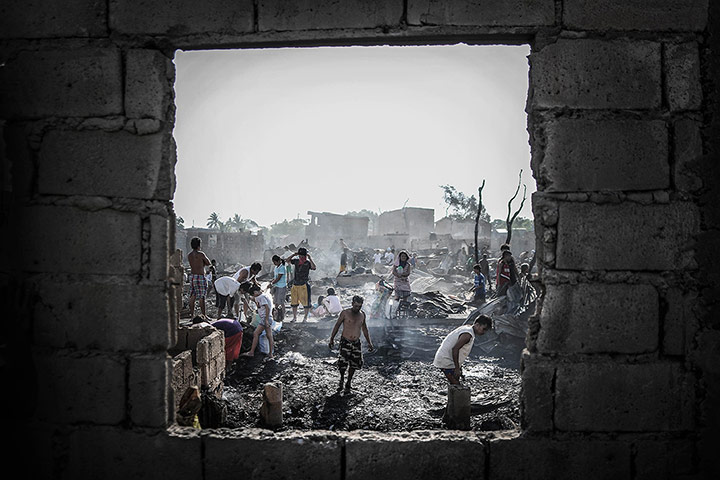 20 Photos: Four killed in fire that razed 500 houses in Kawit