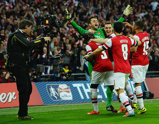 FA Cup semi: Arsenal players celebrate