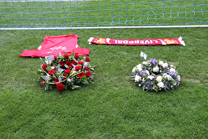 hillsborough tributes: Sheffield Wednesday wreaths