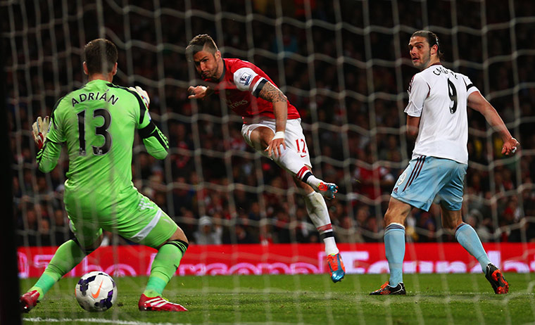 Arsenal v West Ham: Olivier Giroud gives Arsenal the lead