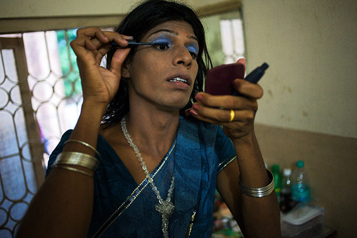 Third Gender: make-up