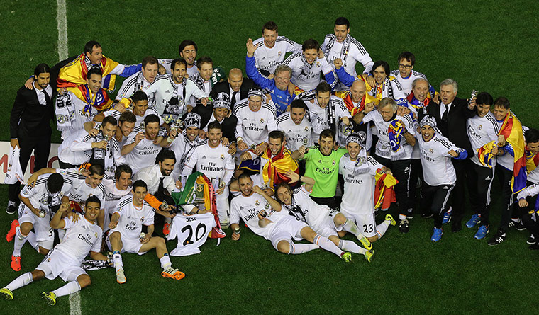 Copa del Rey...: Real Madrid football players pose at the