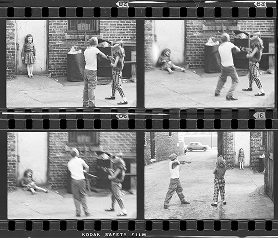 Danny Lyon: Hyde Park, Chicago, 1960