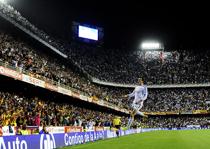 20 Photos: Gareth Bale celebrates after scoring Real Madrid's second goal 