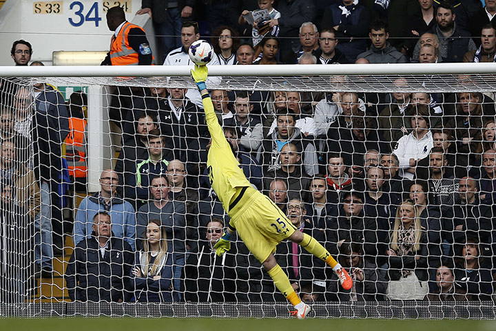 saturday roundup: Hugo Lloris saves