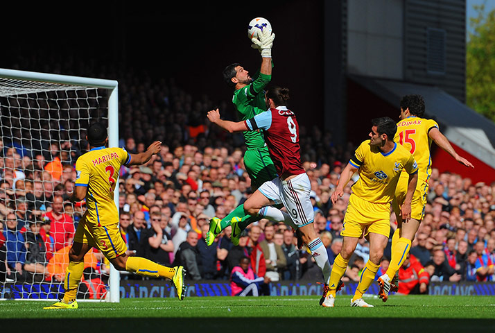 saturday roundup: Julian Speroni denies a leaping Andy Carroll