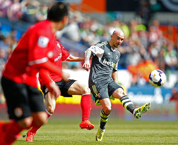 saturday roundup: Stoke's Stephen Ireland 