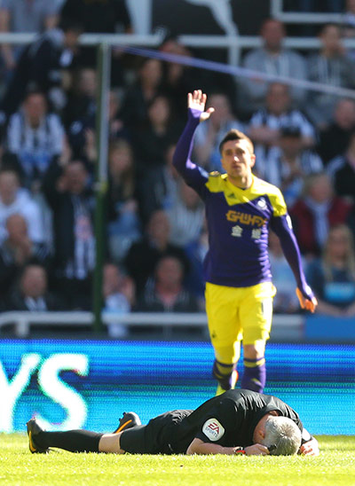 saturday round-up: Chris Foy injured