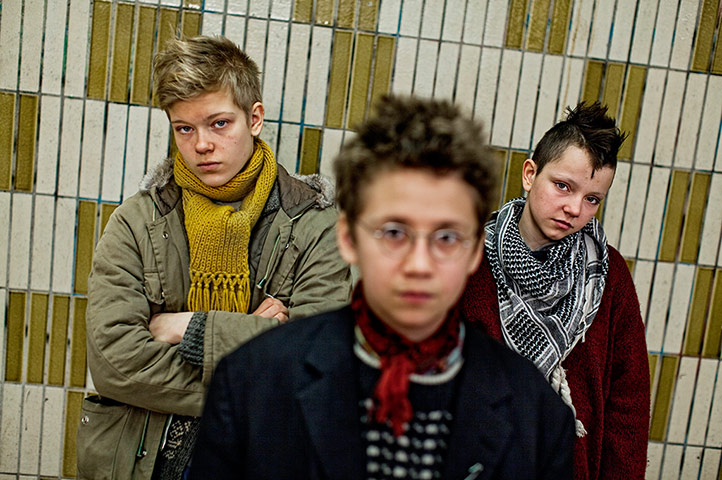 We Are the Best gallery: WATB: the three band members in a Stockholm Metro station