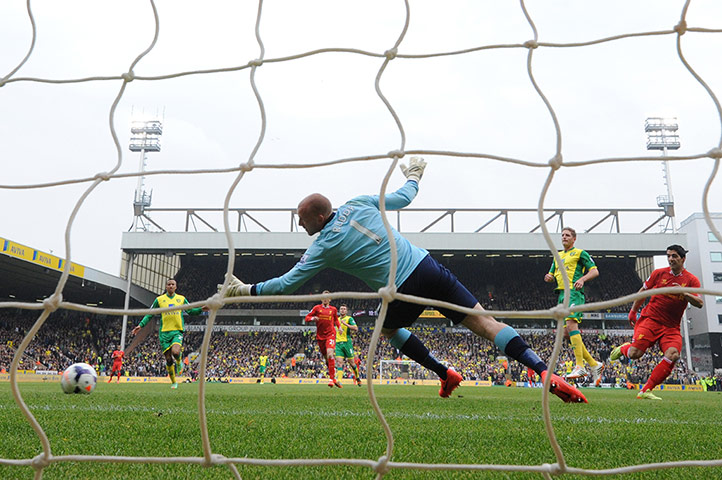 footy: Liverpool's Uruguayan striker Luis Suare