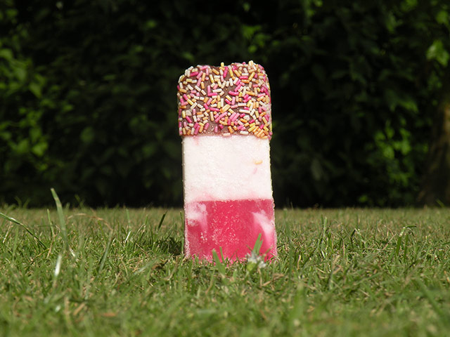 PInk Lady: Lollipop lawn