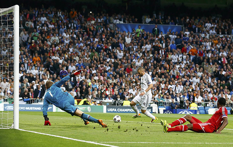 20 Photos: Real Madrid's Benzema scores against Bayern Munich in Madrid