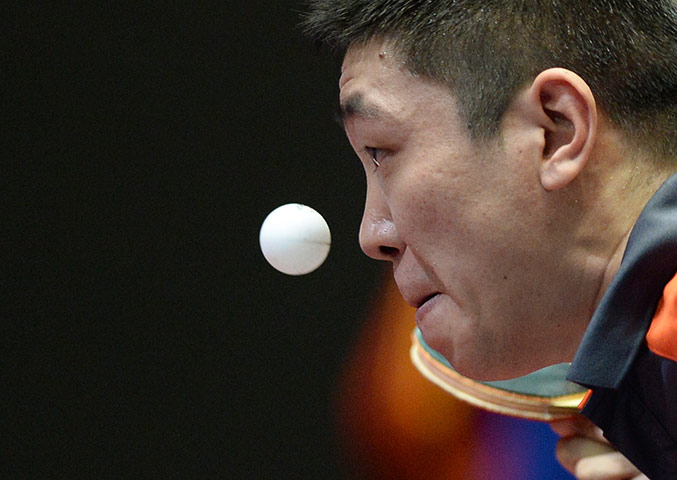 Ball watching: Ball watching at the table