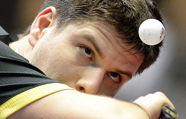 Ball watching: Ball watching at the table