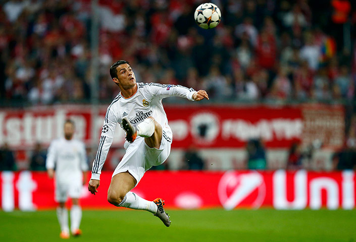 Bayern Munich v Real : Real Madrid's Ronaldo keeps his eye on the ball