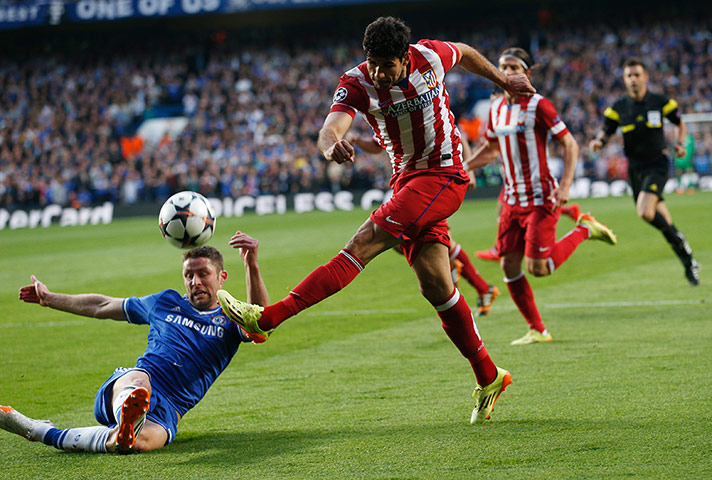 Tom's Chelsea pics: Gary Cahill blocks Diego Costa's shot