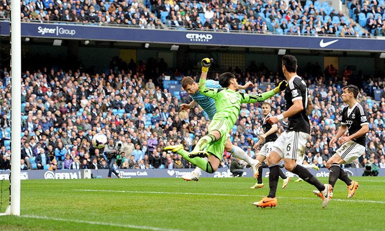 City v soton: Edin Dzeko scores