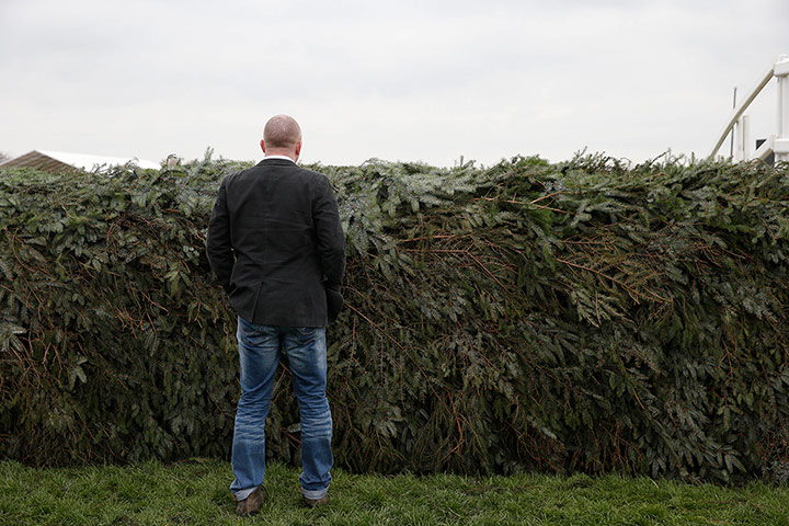 day 3 aintree: Checking out The Chair