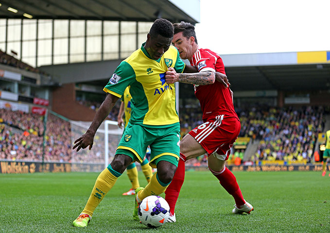 round-up: West Bromwich Albion's Liam Ridgewell and Norwich City's Alex Tettey 