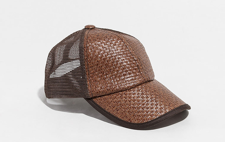 How to wear: Beach: Leather cap