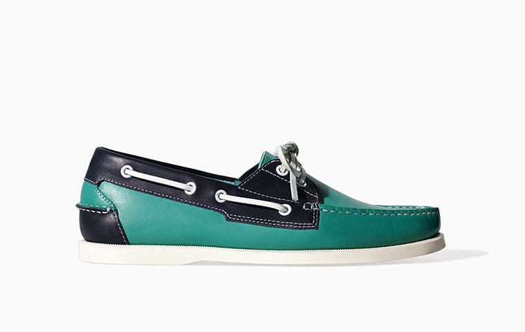 How to wear: Beach: Desk shoes