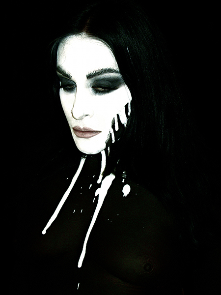 Diamanda