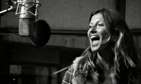 Measure: singing supermodels