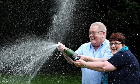 [Image: Scottish-EuroMillions-lot-011.jpg]