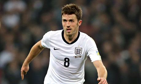 Michael Carrick playing for England