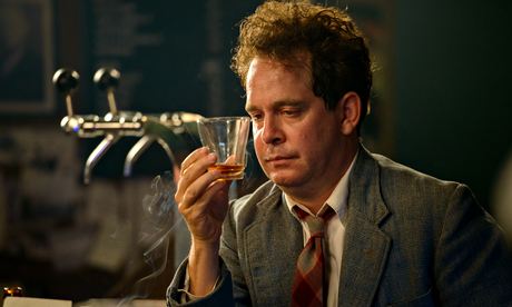 Tom Hollander as Dylan Thomas in A Poet in New York