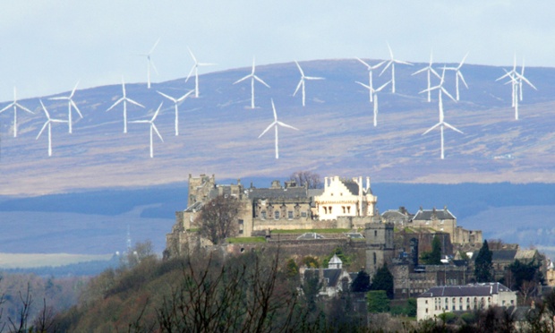 The Braes O Doune wind farm behind Stirling Castle