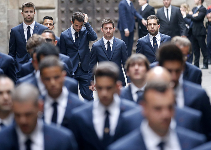20 Photos: Barcelona players arrive at former coach Vilanova's memorial service