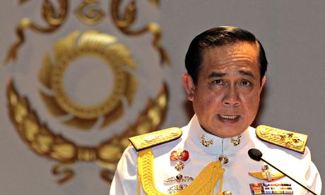 Geral Prayuth Chan-ocha diz jornalistas o rei tem de defendê-lo para executar Tailândia após o golpe