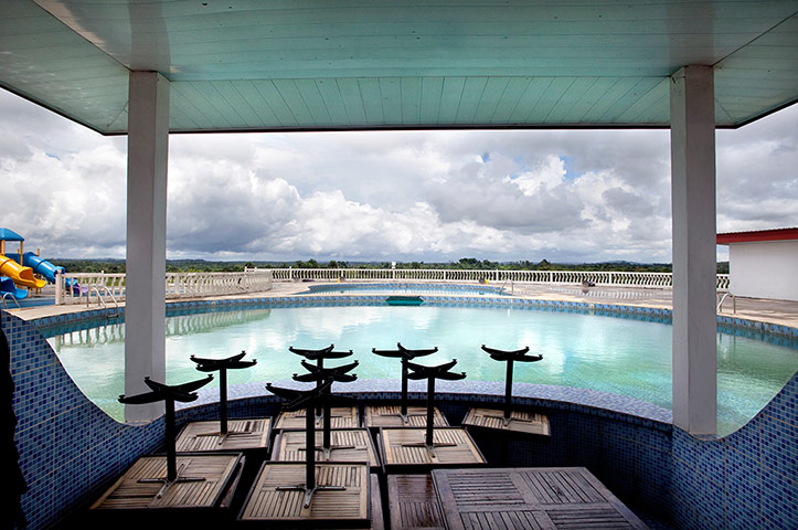 Marieke van der Velden: Marieke van der Velden photography swimming pools