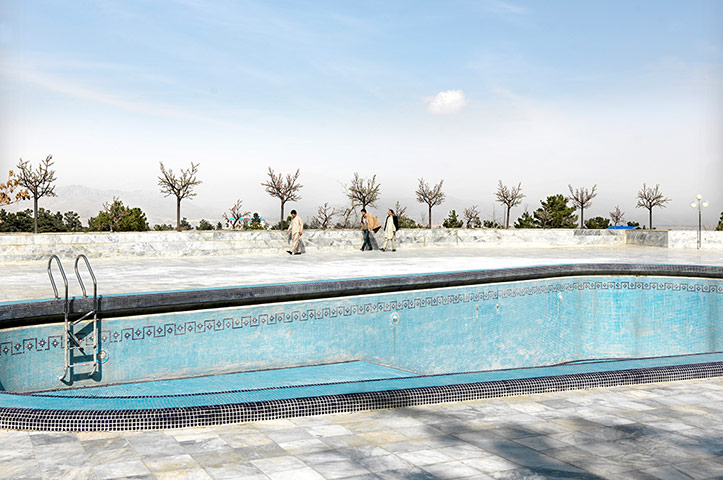 Marieke van der Velden: Marieke van der Velden photography swimming pools