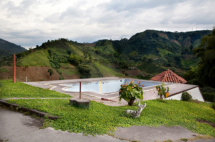 Marieke van der Velden: Marieke van der Velden photography swimming pools
