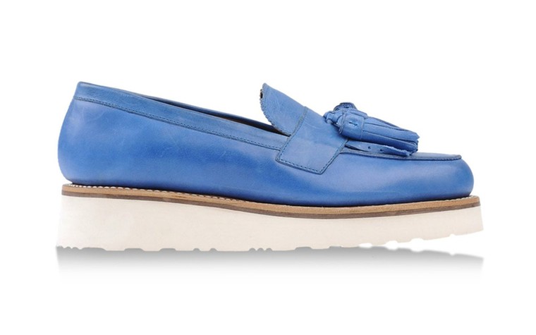 Summer shoes for drizzle: Summery shoes for rubbish weather - blue loafers w chunky white sole 