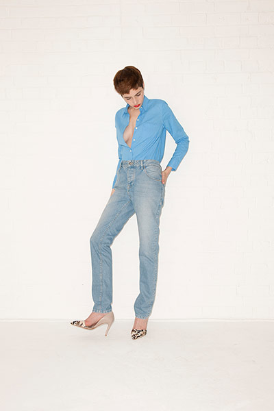 All Ages Shirts: blue shirt blue jeans high heeled shoes with pattern beige