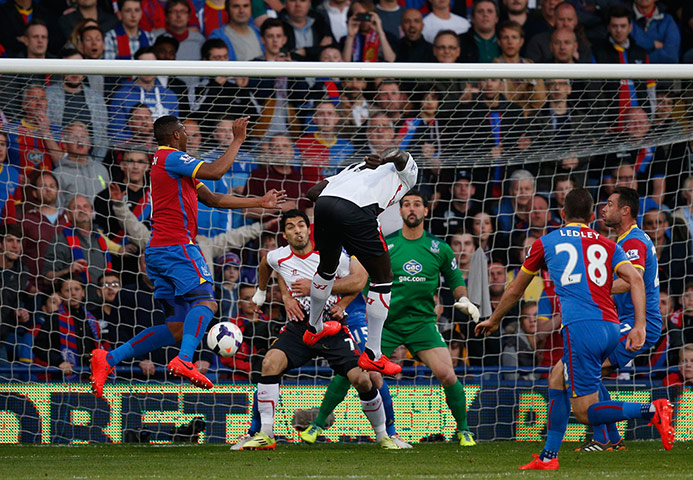 palace v liverpool: Sakho makes an early attempt on goal
