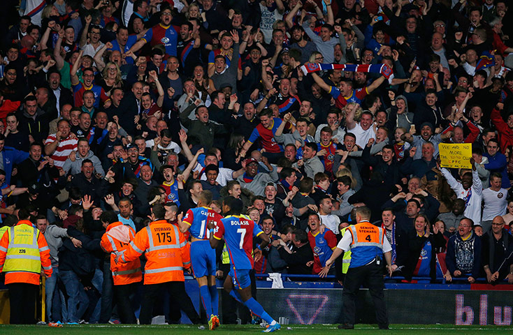 palace v liverpool: Crystal Palace fans celebrate