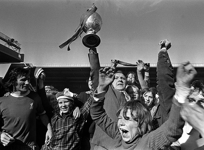 memory lane: Bill Shankly with League Championship trophy