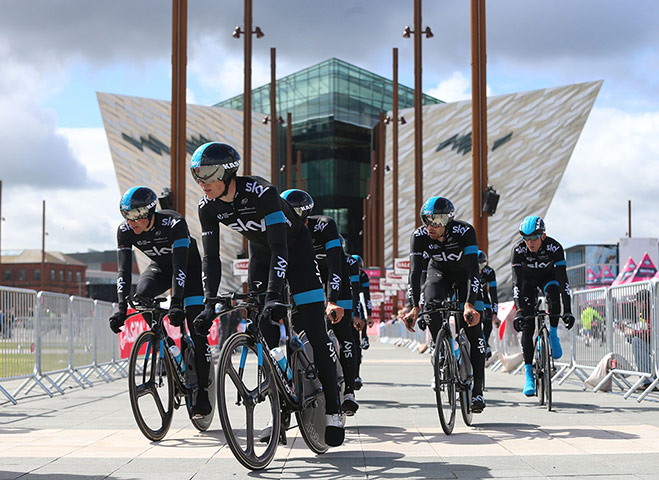 giro: Team Sky leaving the Titanic Belfast