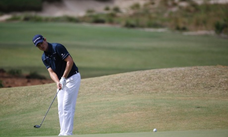 Justin Rose with some greenside improvisation.