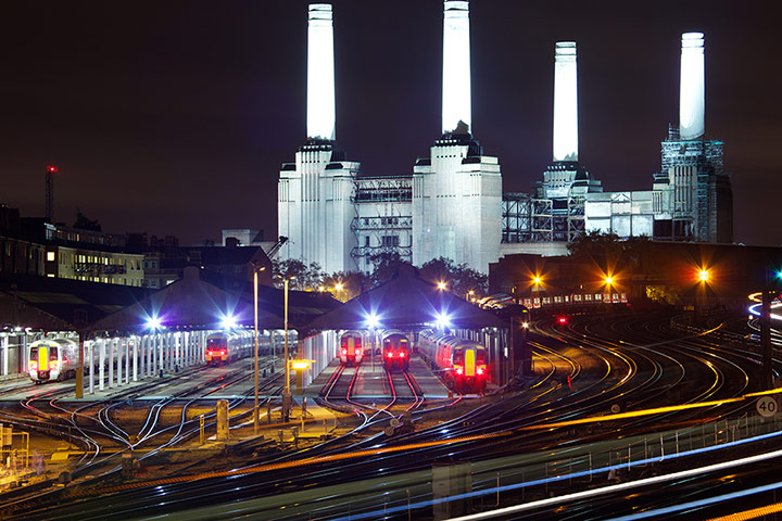 Your pictures of electric: Mark Wood: Electric rail and lighting under an illuminated original power s