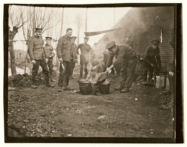 Cooks of the 14th Field Ambulance prepare a beef and vegetable stew in dixies, October 1914.