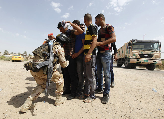 20 Photos: raqi security forces search volunteers joining the Iraqi Army