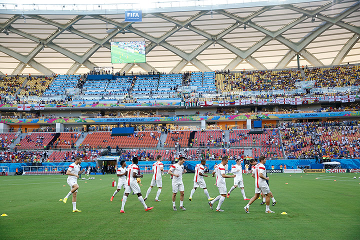 England versus Italy: England players warm up